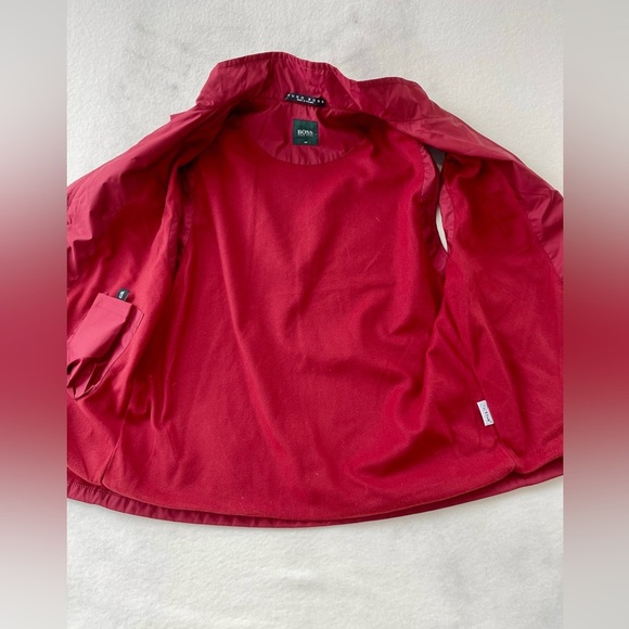 HUGO BOSS
Hugo Boss Golf Technical Stealth Pocket Vest Size L
Elevate your style - Picture 7 of 9